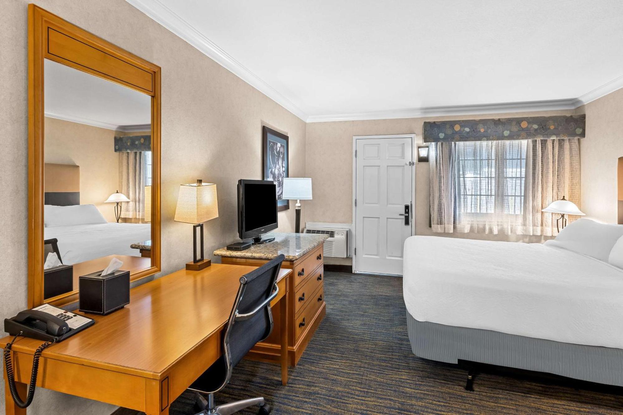 Best Western University Lodge Davis Buitenkant foto